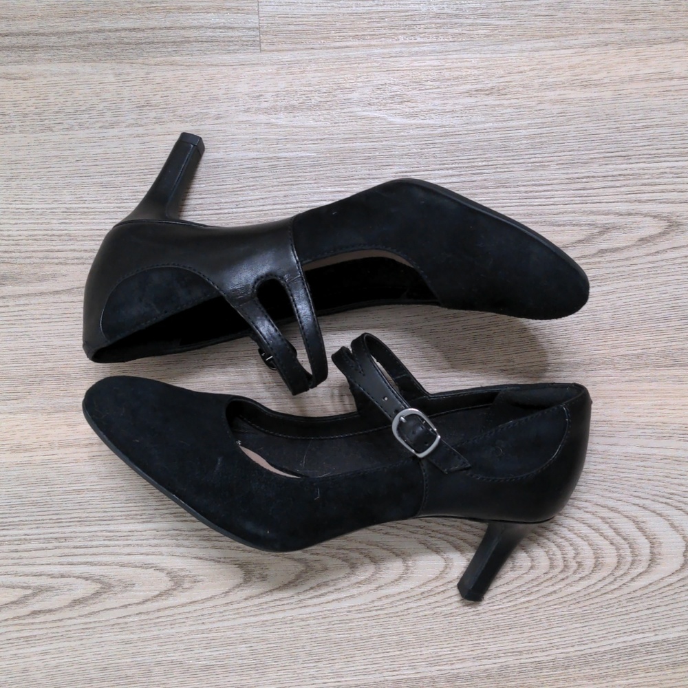 Clarks Collection Mary Janes